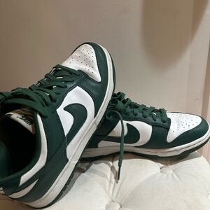 Nike Michigan State Dunk Low Sneakers